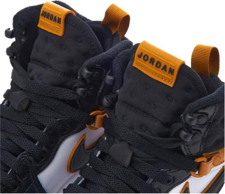 Jordan Sneakers Oranje Dames