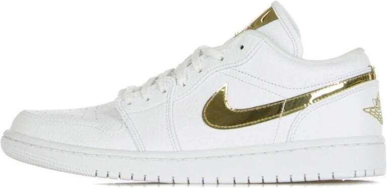Jordan Witte lage sneakers met metalen accenten White Dames