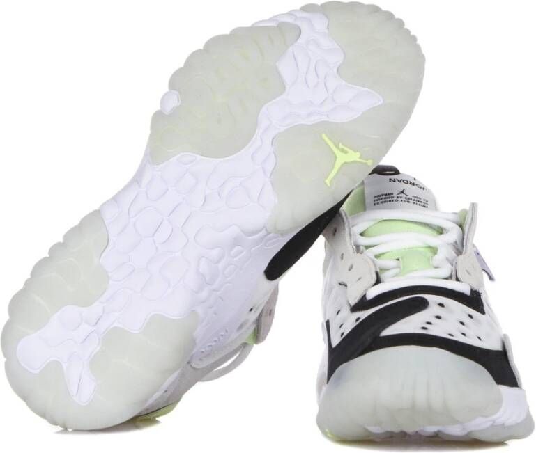Jordan Witte Lilac Platinum Tint Lage Sneakers Multicolor Heren