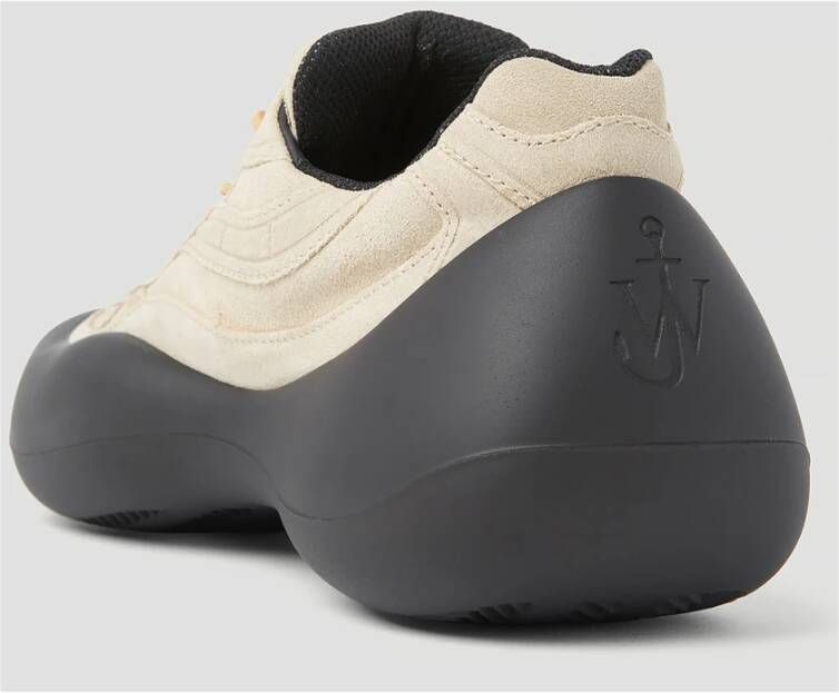 JW Anderson Bumper-Hike Sneakers met dikke zool Beige Dames