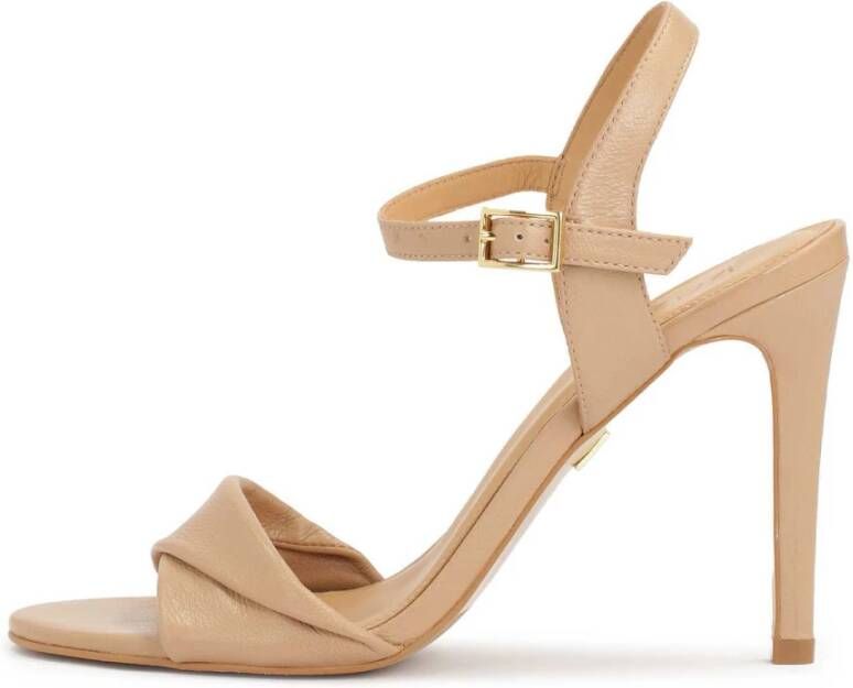 Kazar Beige sandalen met elegant versleten band