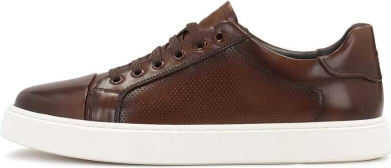 Kazar Bruine casual sneakers met perforaties