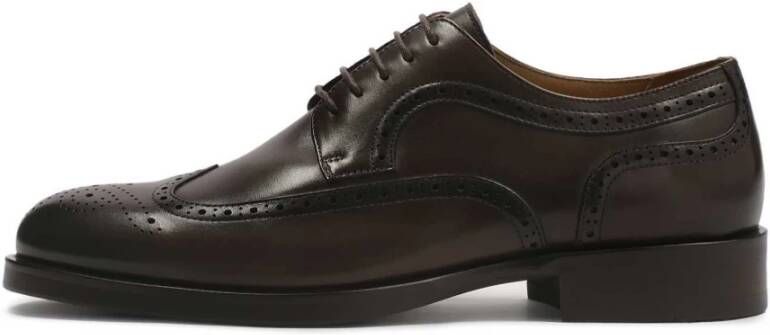 Kazar Bruine halfschoenen met rozetdecoratie