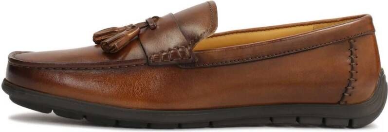 Kazar Bruine mocassins met een decoratief element