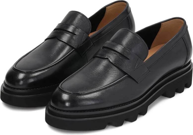 Kazar Leren loafers voor heren van Studio op een dikke zool Black Heren