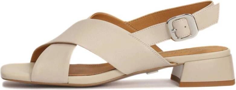 Kazar Leren sandalen met lage hak
