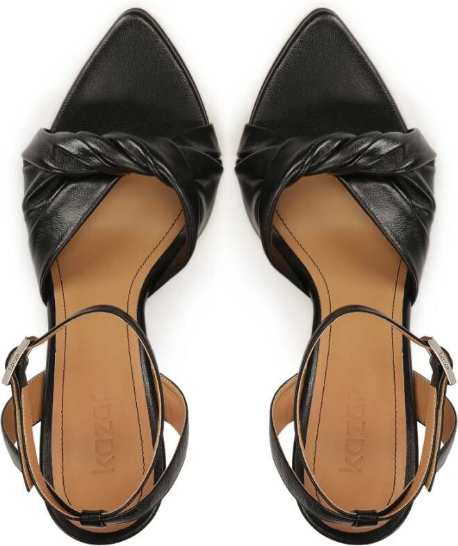 Kazar Leren sandalen met verlengde neuzen