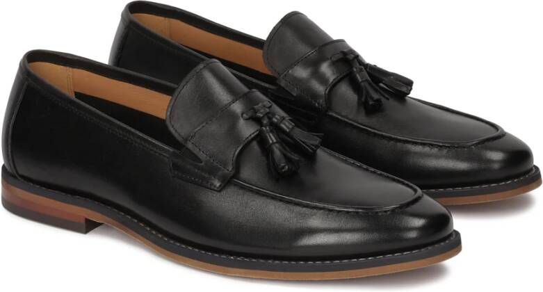 Kazar Loafers van natuurlijk leer met kwastjes Black Heren