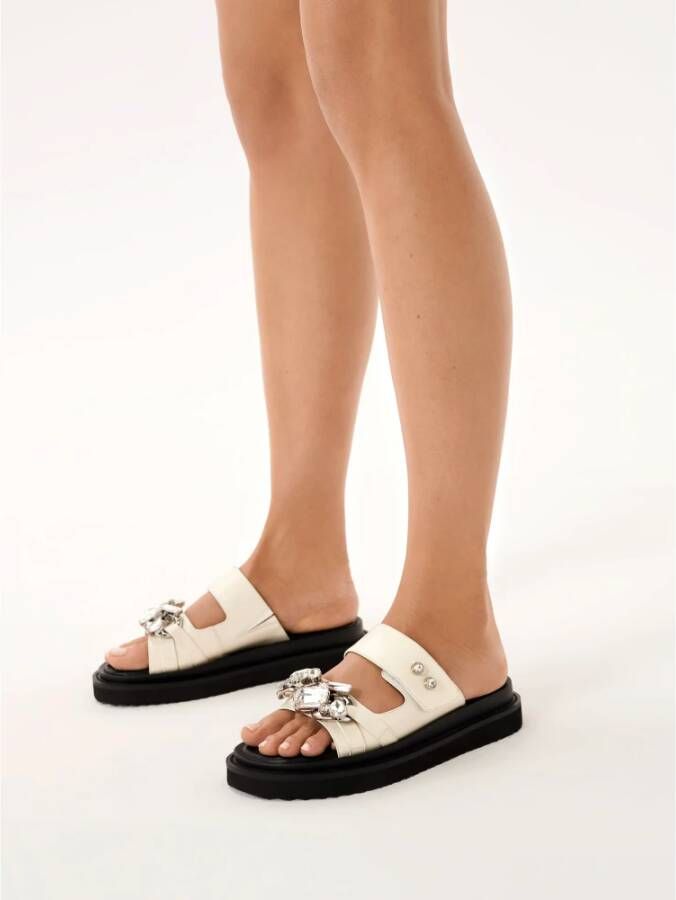 Kazar Platte leren muilen met elegante decoratie White Dames