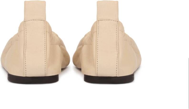 Kazar Studio Beige leren ballerina's met elastiek op de bovenkant Beige Dames