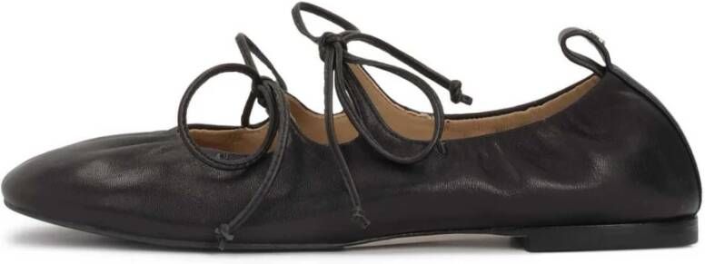 Kazar Studio Zwarte ballerina's vastgebonden met een string