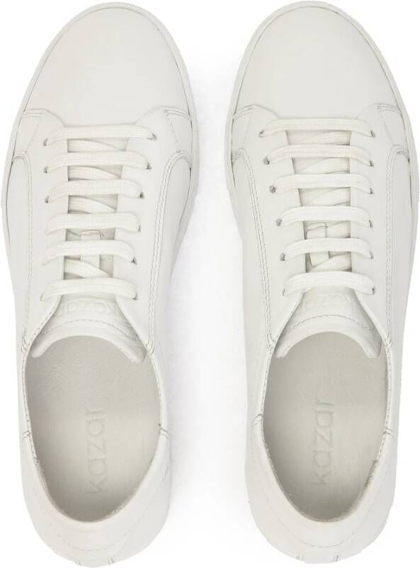 Kazar Witte sneakers met glad bovenwerk