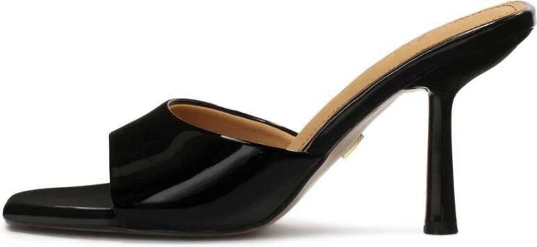 Kazar Zwart gelakte teenslippers met vierkante neus