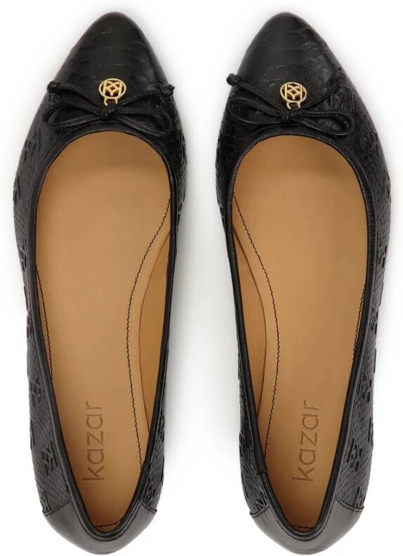 Kazar Zwarte ballerina's met reliëfpatroon Black Dames