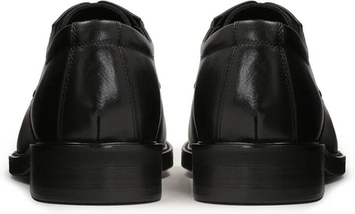 Kazar Zwarte heren derby schoenen met rozetdecoratie op de neus Black Heren