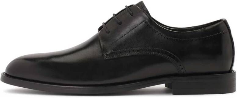 Kazar Zwarte herenschoenen met decoratieve perforatie