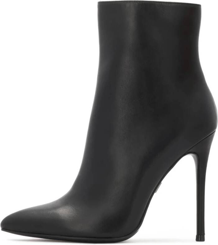 Kazar Zwarte leren laarzen op een slanke stilettohak