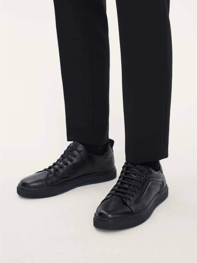 Kazar Zwarte sneakers met reliëfpatroon voor heren Black Heren