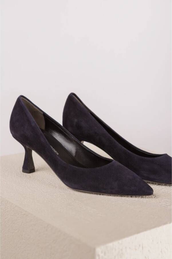 Kennel & Schmenger Blauwe Suède Pumps met Puntige Neus Blue Dames