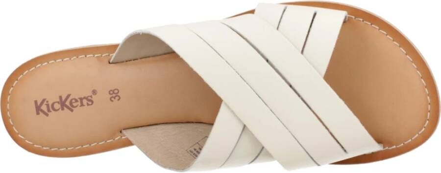 Kickers Stijlvolle Flip Flops voor Zonnige Dagen Beige Dames