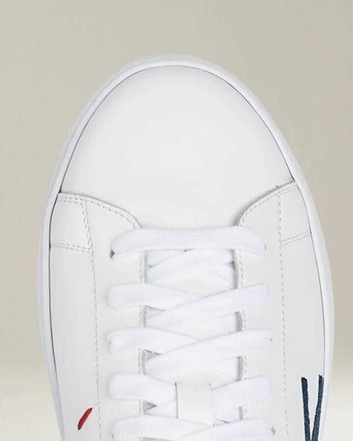 Kiton Witte kalfsleren sneakers met cupzool
