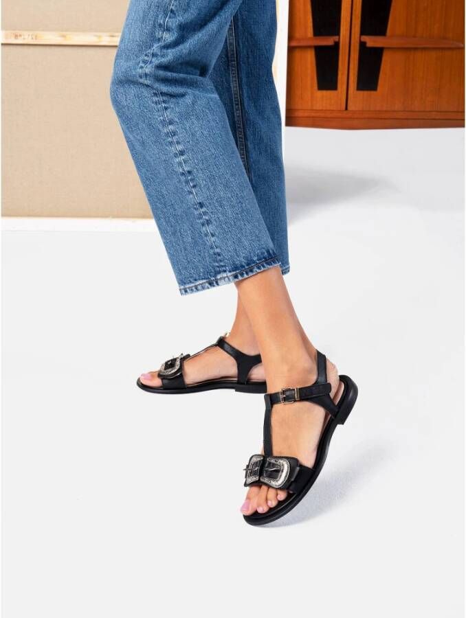L37 Platte sandalen