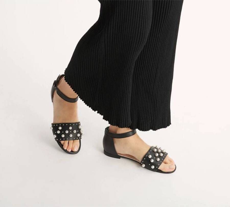 L37 Platte sandalen