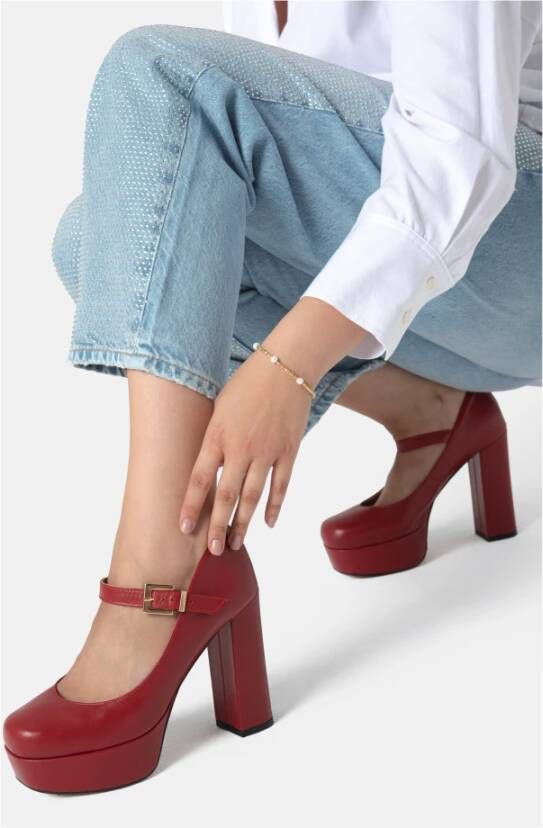 L37 Pumps
