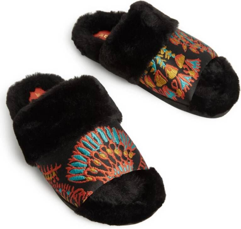 La DoubleJ Winter Slides met Egyptisch ge?nspireerd ontwerp Zwart Dames