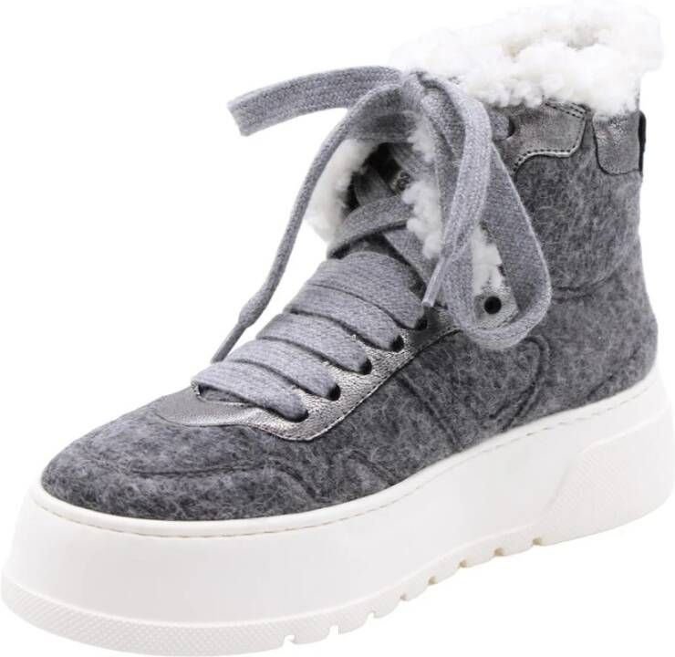 Laura Bellariva Glanzende Sneaker voor een stijlvolle look Gray Dames