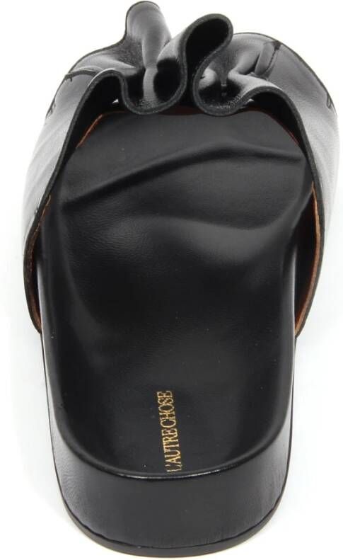 L'Autre Chose Italiaanse leren slippers