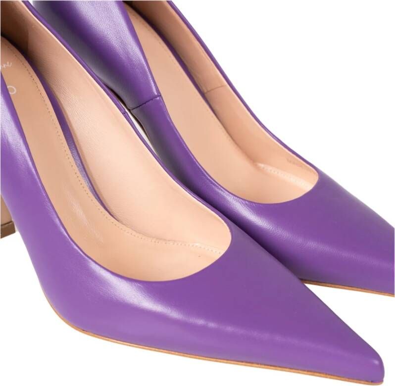 Liu Jo Elegant Slip-On Pumps met Puntige Neus Purple Dames