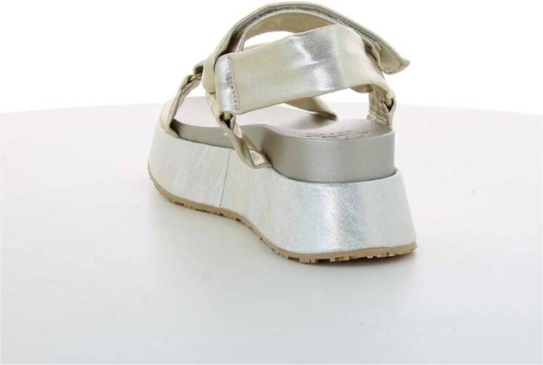 Liu Jo Gouden Damesschoenen Frida
