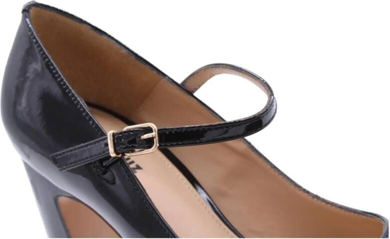 Lola Cruz Gawein Pumps