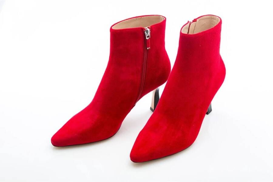 Lola Cruz Rode Suède Kitten Heel Enkellaars Red Dames