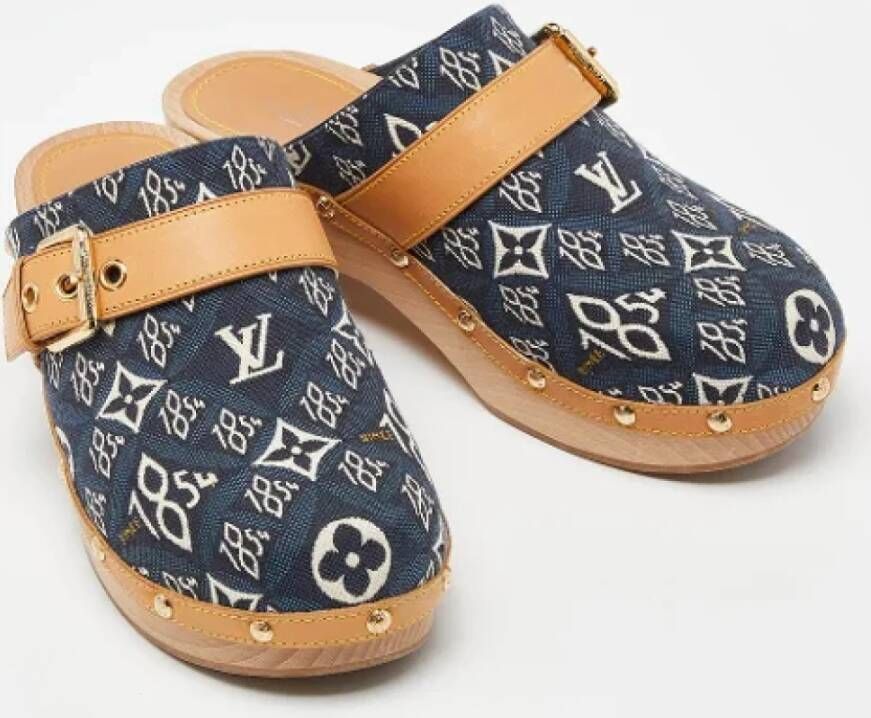 Louis Vuitton Vintage Pre-owned Canvas sandals Blue Dames