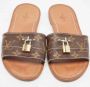 Louis Vuitton Vintage Pre-owned Canvas sandals Brown Dames - Thumbnail 2