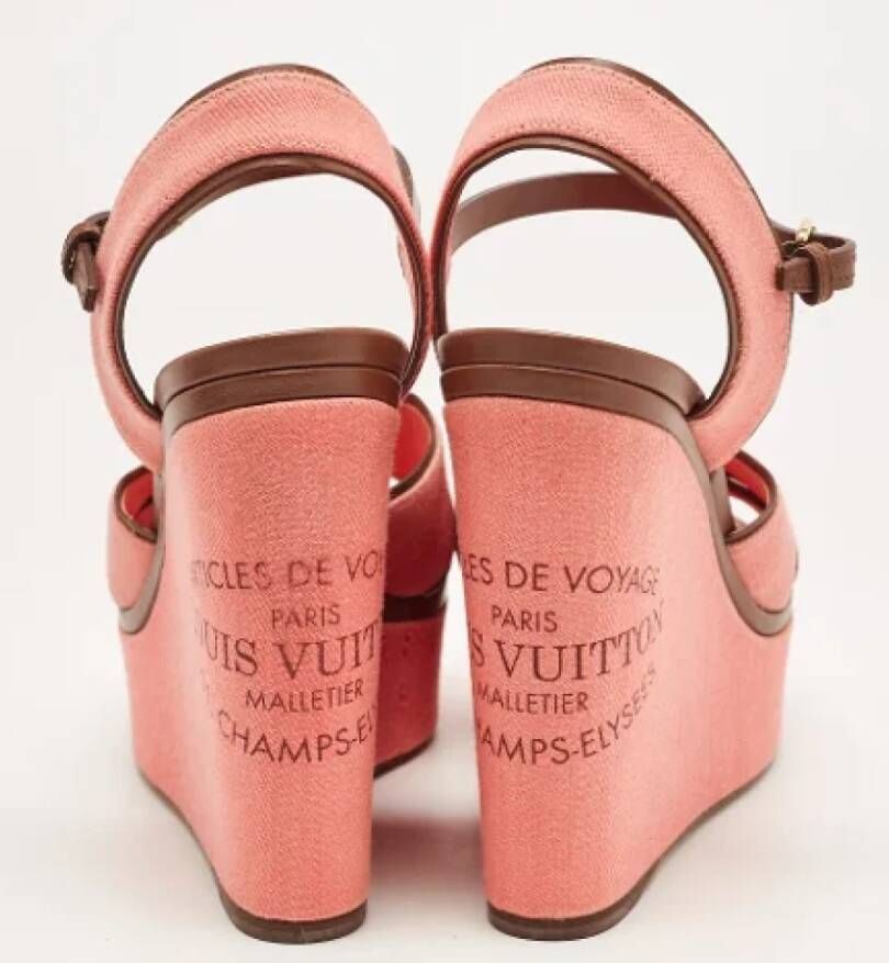 Louis Vuitton Vintage Pre-owned Canvas sandals Pink Dames