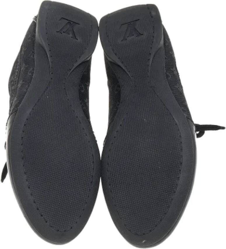 Louis Vuitton Vintage Pre-owned Canvas sneakers Black Dames