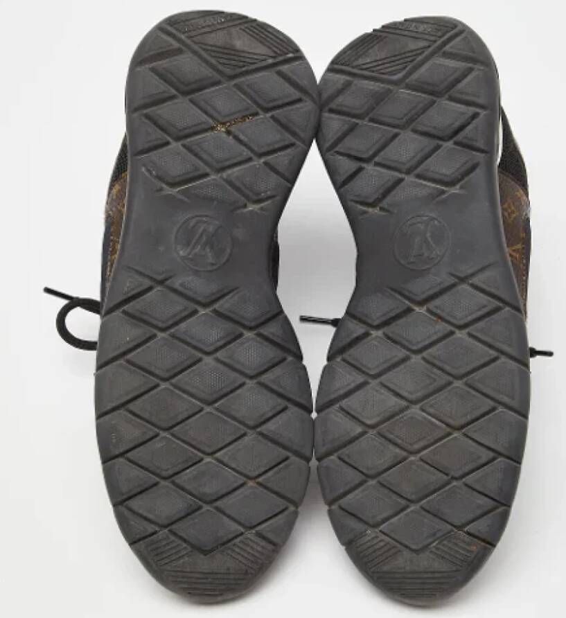 Louis Vuitton Vintage Pre-owned Canvas sneakers Black Dames