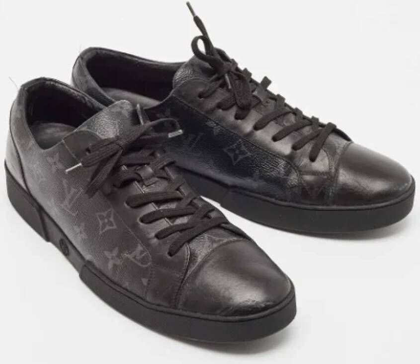 Louis Vuitton Vintage Pre-owned Canvas sneakers Black Heren