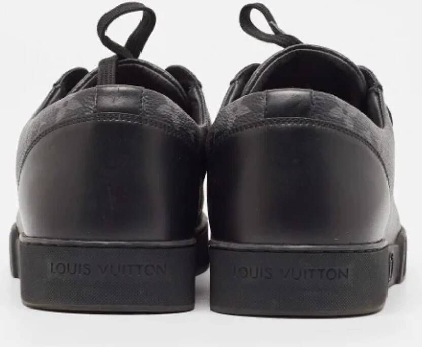 Louis Vuitton Vintage Pre-owned Canvas sneakers Black Heren