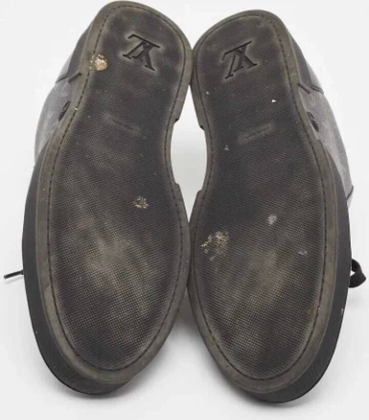 Louis Vuitton Vintage Pre-owned Canvas sneakers Black Heren