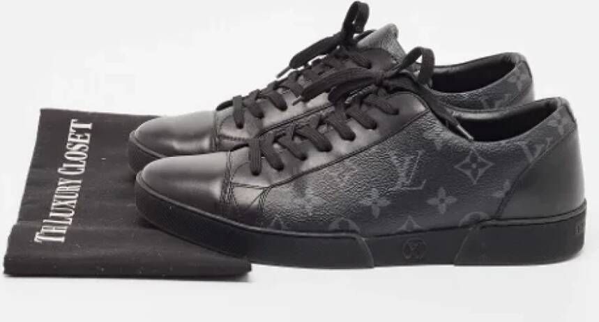 Louis Vuitton Vintage Pre-owned Canvas sneakers Black Heren