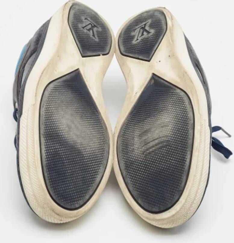 Louis Vuitton Vintage Pre-owned Canvas sneakers Blue Heren