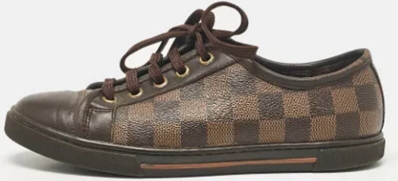 Louis Vuitton Vintage Pre-owned Canvas sneakers Brown Dames