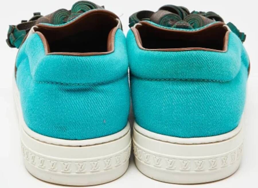Louis Vuitton Vintage Pre-owned Canvas sneakers Green Dames