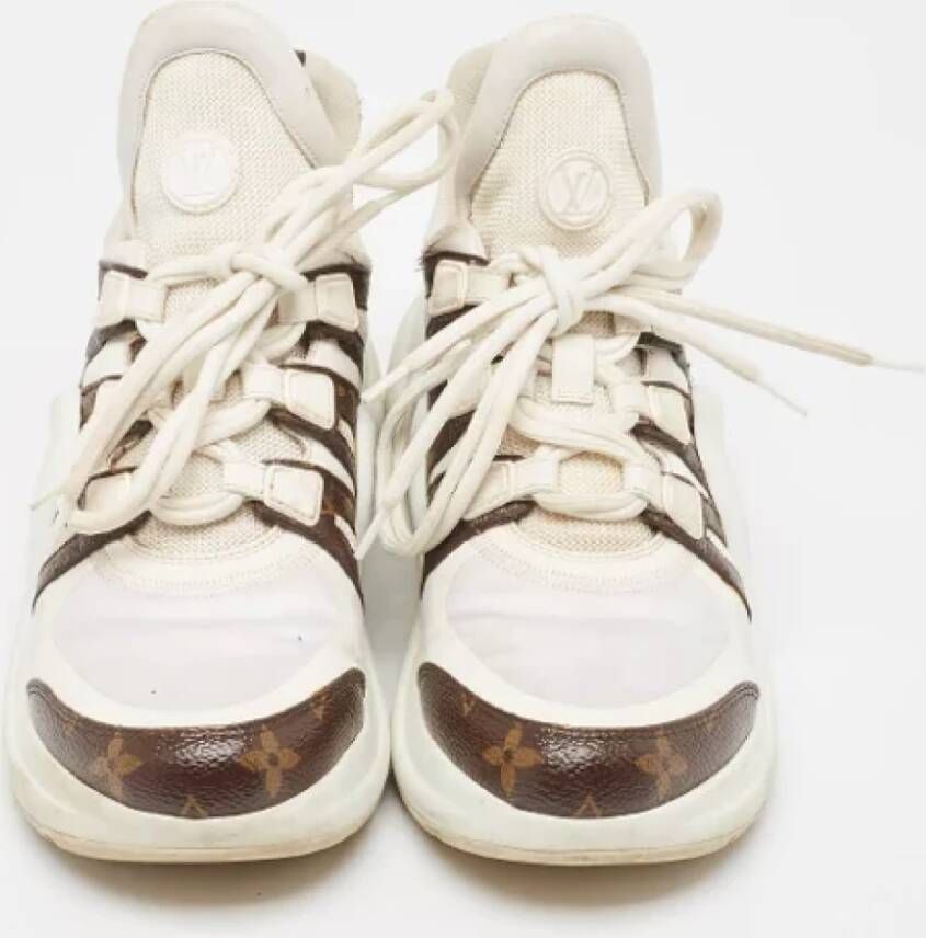 Louis Vuitton Vintage Pre-owned Canvas sneakers White Dames