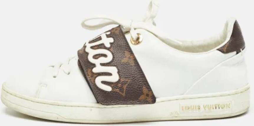Louis Vuitton Vintage Pre-owned Canvas sneakers White Dames