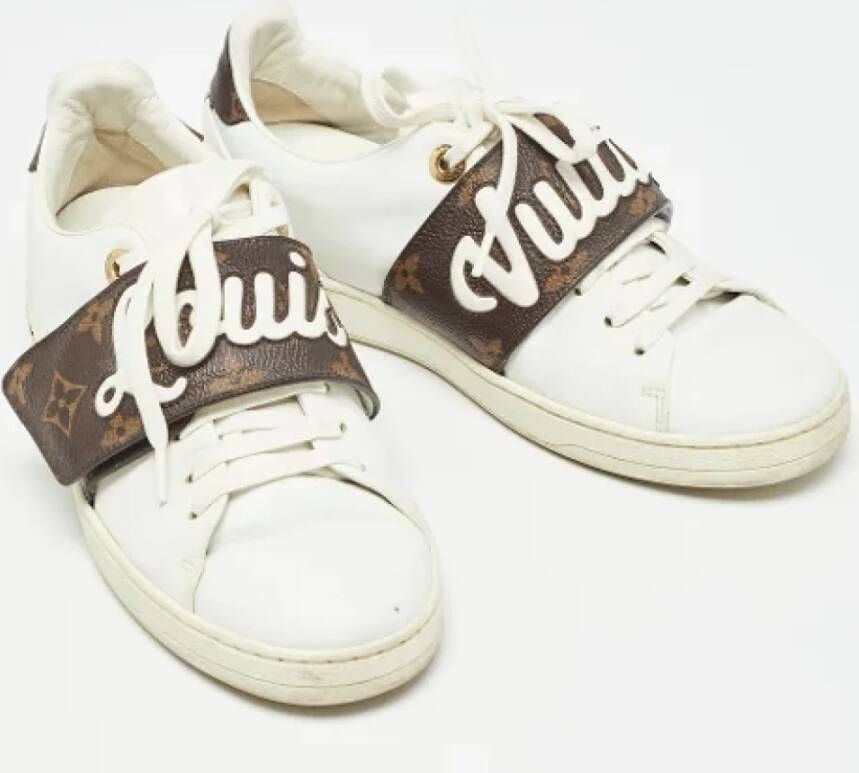 Louis Vuitton Vintage Pre-owned Canvas sneakers White Dames